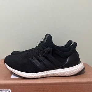 Black Adidas Ultraboost